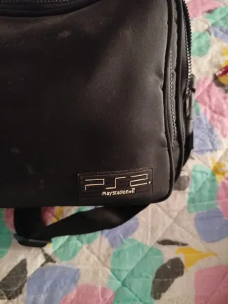 Ps2 Slim Negra con cables y maletín