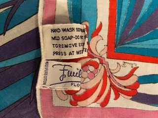 Foulard Emilio Pucci floreale