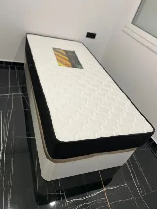 Canapés y colchones nuevos