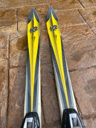 Esquís K2 Magic RT con fijaciones