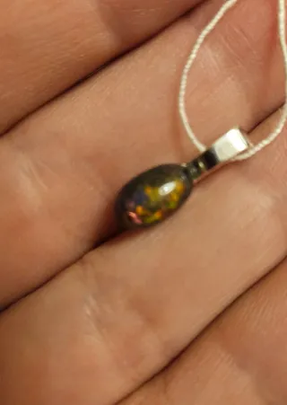 Colgante Ópalo Negro Fuego