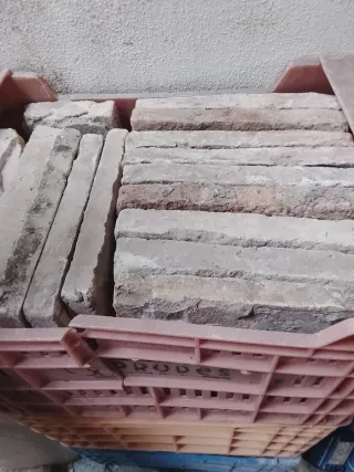 Ladrillo antiguo barro cocido 100 años