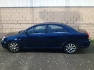 Toyota Avensis 2003