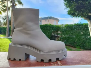 Botas Zara Talla 39 Gris