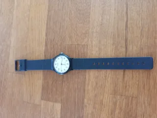 Reloj Casio Negro y Blanco