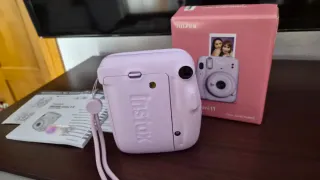 Cámara Fujifilm Instax Mini 11 Morado