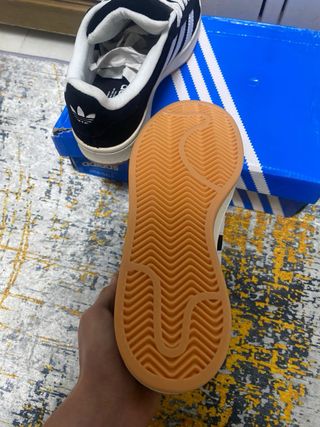 Adidas Campus Zapatillas Negras y Blancas