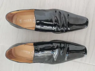 Zapatos de vestir españoles negros