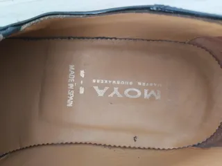 Zapatos de vestir españoles negros