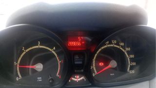Ford Fiesta esta en perfecto estado