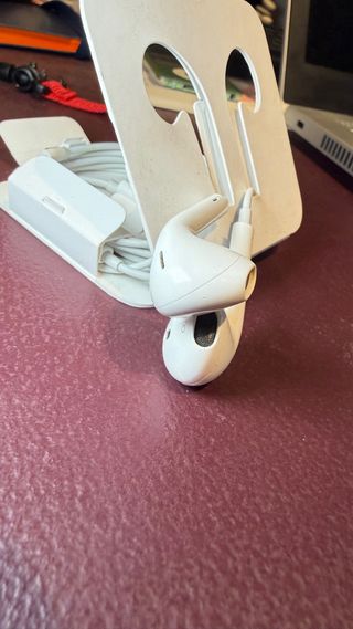 Iphone 13 auriculares y Cable USB-C a Lightning