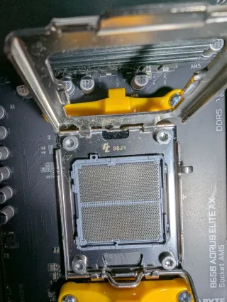 Placa Base Gigabyte B650 AORUS Elite AX