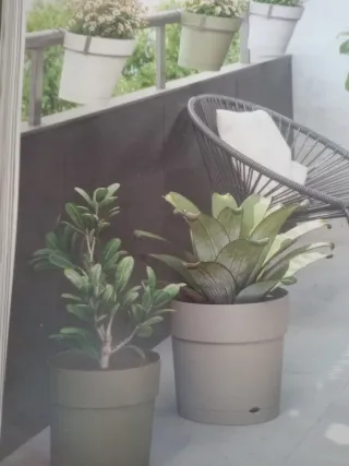 Macetas Decorativas Cerámica y Plástico.