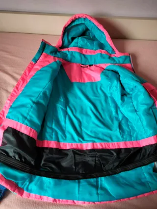 Vendo Chaqueta esquí niña T.10-12 años COMO NUEVA