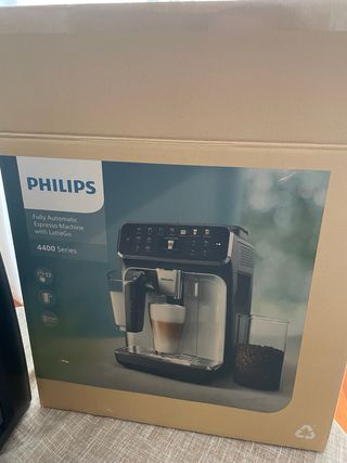 Cafetera Philips Serie 4400