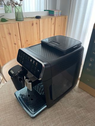 Cafetera Philips Serie 4400