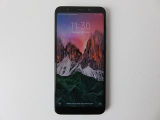 Xiaomi Redmi 5 Plus + copertina
