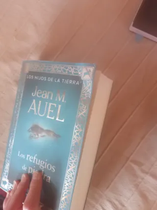 Los refugios de piedra: Edición actualizada y r...