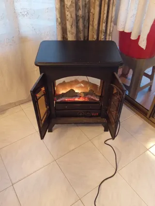 Estufa eléctrica imitación chimenea negra