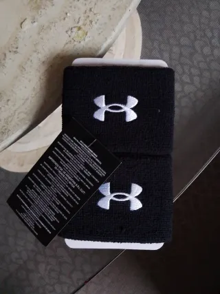 Muñequeras Under Armour Negras