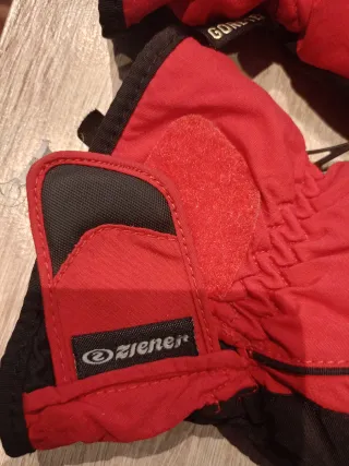 Guantes de esquí rojos Gore-Tex