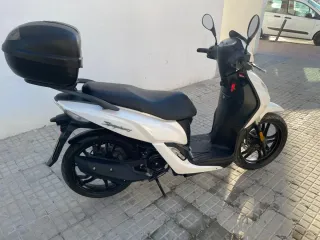 Scooter SYM symphony 50 cc Blanca Automática