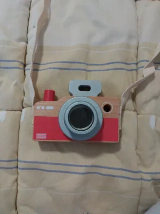 Cámara de juguete con lente caleidoscopio