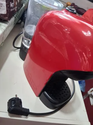 Macchina Caffè Lavazza A Modo Mio Rossa