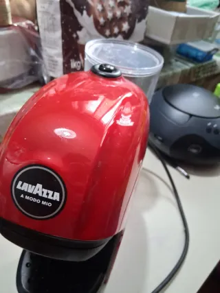 Macchina Caffè Lavazza A Modo Mio Rossa
