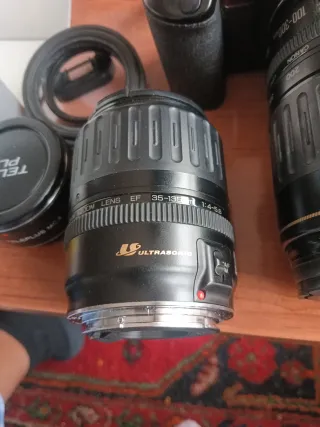 Cámara Canon EOS 10 con 2 objetivos