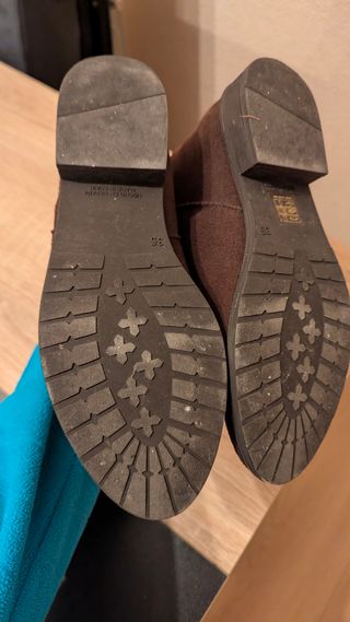 Botines marrones con cremallera