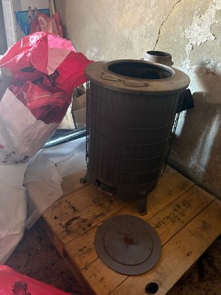 Estufa de leña redonda