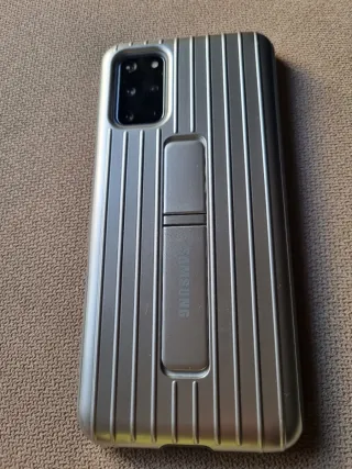 Samsung Galaxy S20+ 5G con caja y funda