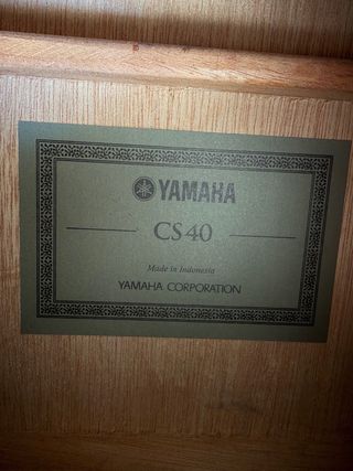 Guitarra Clásica Yamaha CS40 3/4