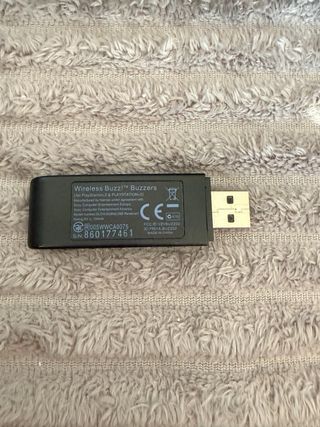 LEER - Mandos y juego Buzz PS3 - LEER