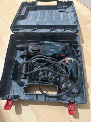Taladro percutor de la marca bosch