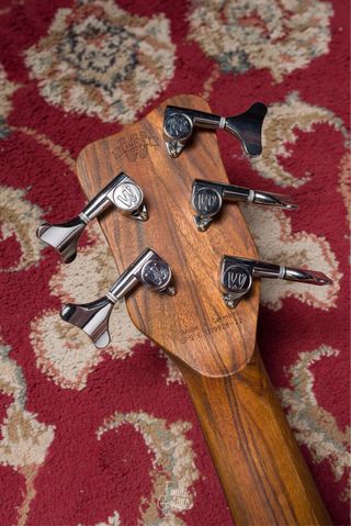 Warwick Teambuilt Pro Series Thumb BO 5