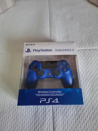 PS4 (Playstation 4) con 2 Dualshocks