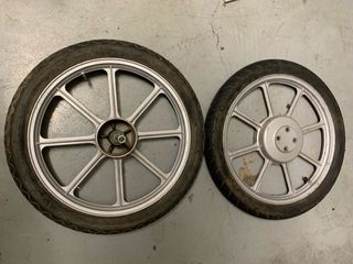 Ruedas Vespino