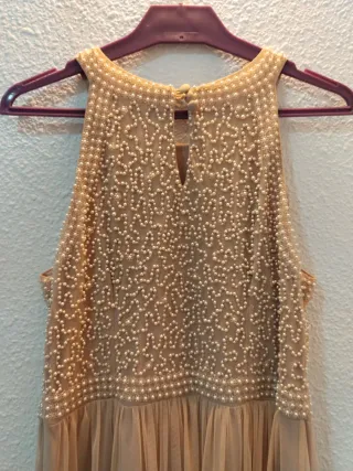 Vestido elegante crema talla M bordado