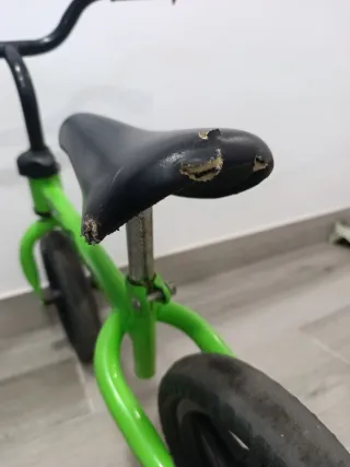 Bicicleta sin pedales Chicco Verde