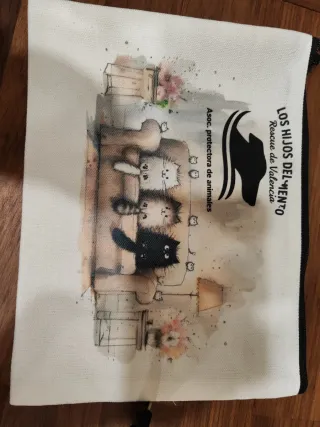 Neceser solidario estampado animales