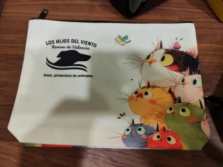 Neceser solidario estampado animales