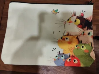 Neceser solidario estampado animales