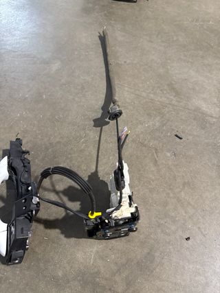 Cerradura Delantera Derecha Audi A5