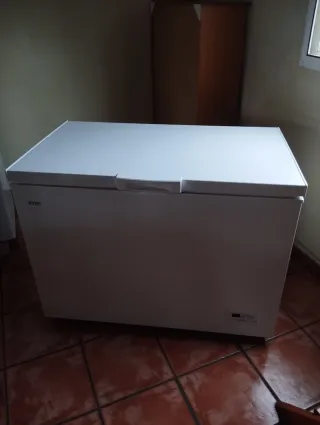 Congelador Svan SVCH316DDC 308L