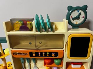 Cocinita Home Kitchen de Juguete con luces, sonido