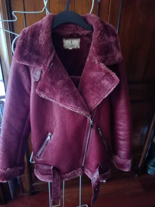 Cazadora burdeos forrada