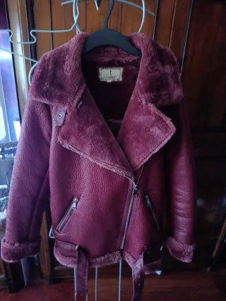 Cazadora burdeos forrada