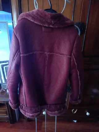 Cazadora burdeos forrada